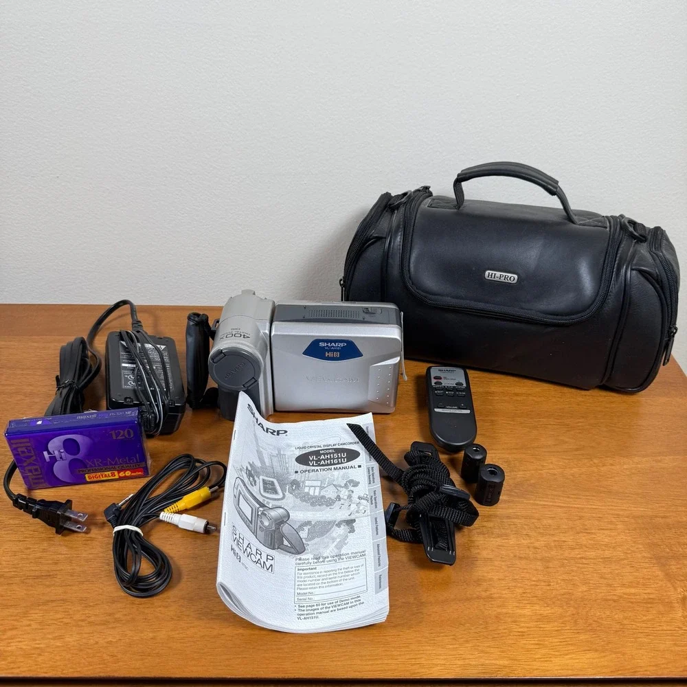 Sharp Viewcam VL-AH151 Hi8 Camcorder 400x Digital Zoom w/ Accessories No Battery